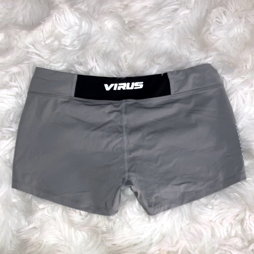 VIRUS Gray Action Sports Performance Compression Shorts L